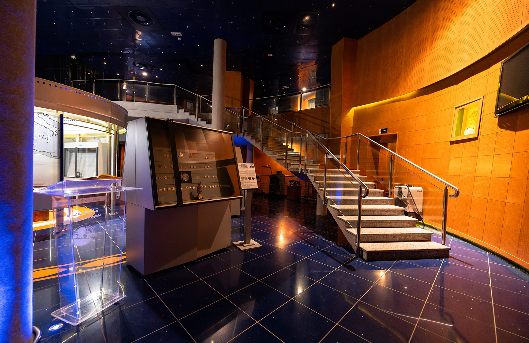 Explorez les trésors du temps à travers notre collection de monnaies